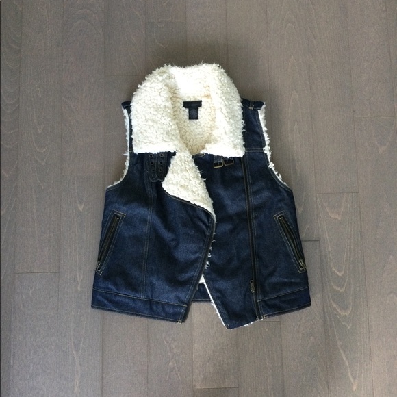 Steve Madden Denim Vest Small/Medium - Picture 5 of 5